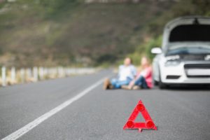 emergencia coche, averia coche, que hacer accidente coche, accidente vehiculo, señalizacion coche